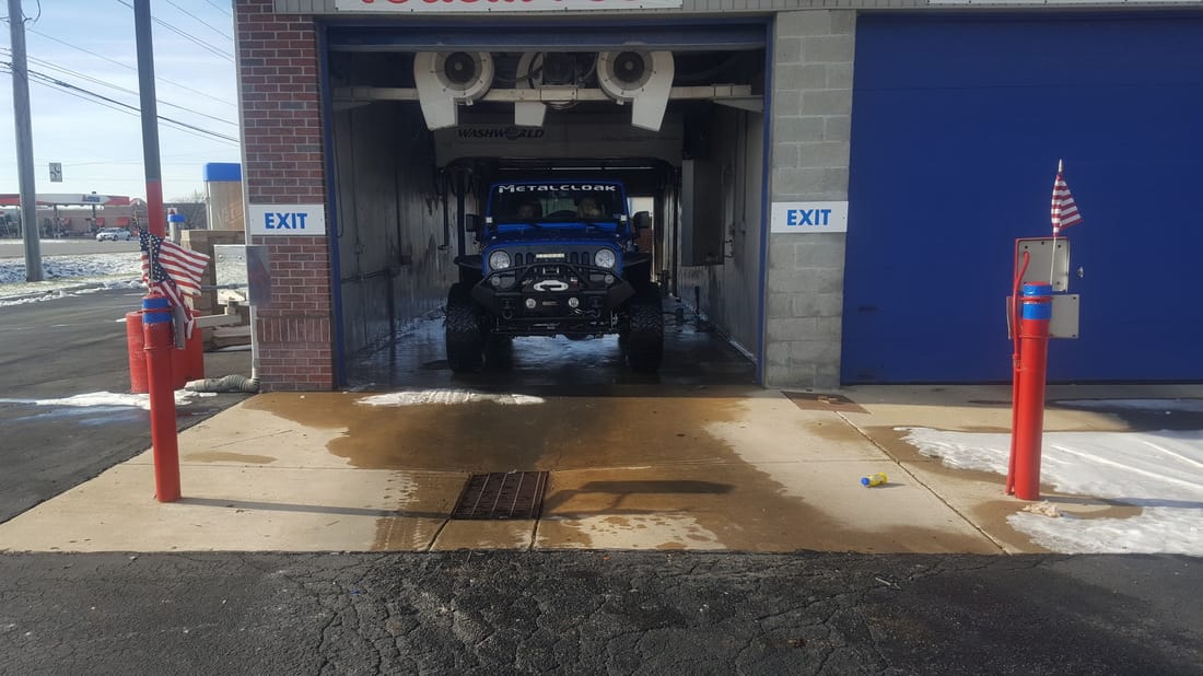 Avon Splash Car Wash facility